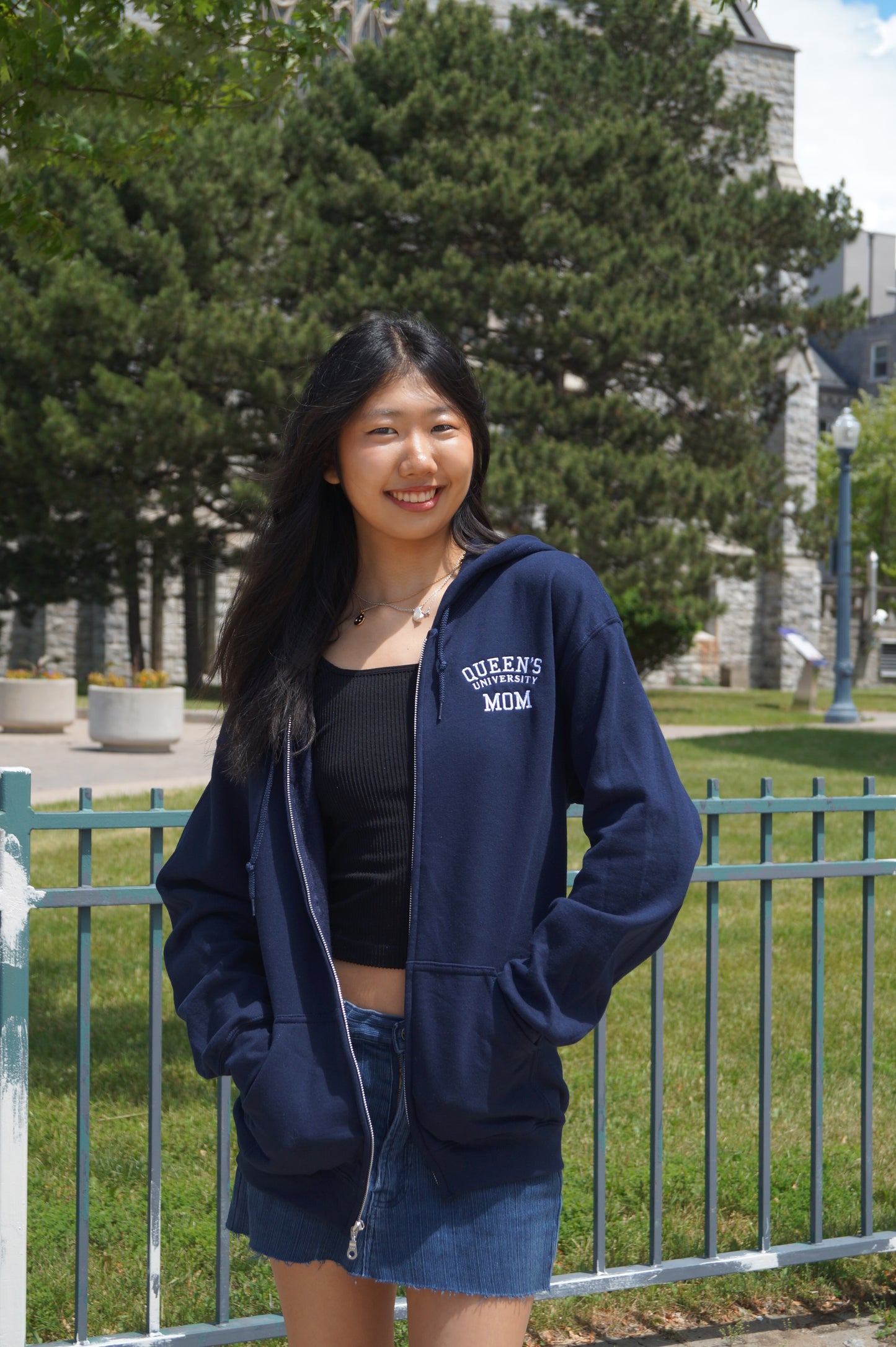 Queen's Mom Zip-Up