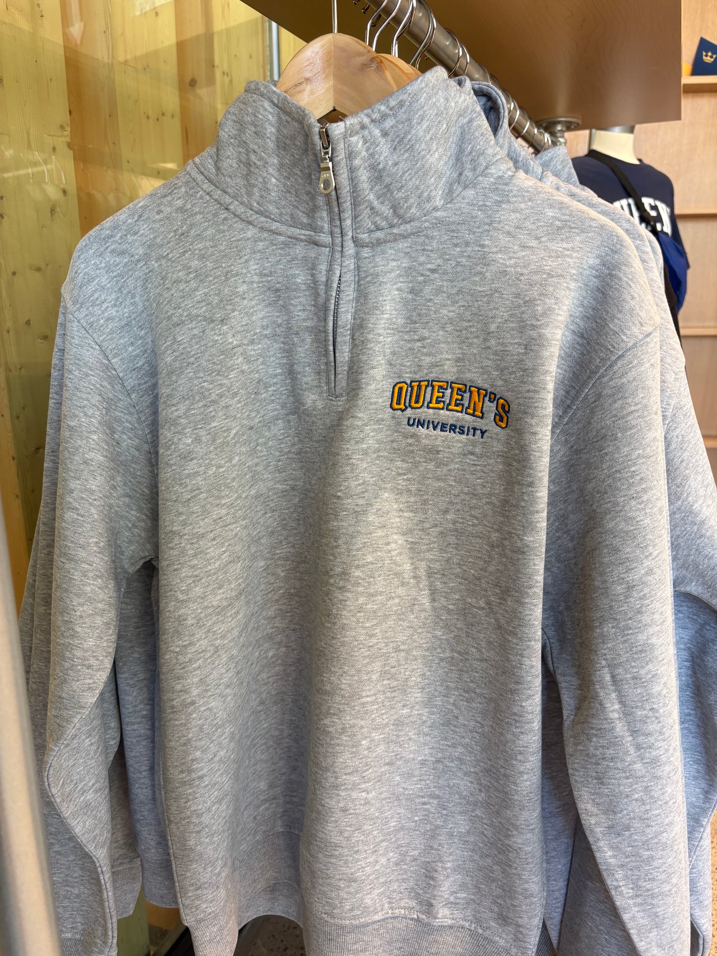 Queen's Scholar 1/4 Zip