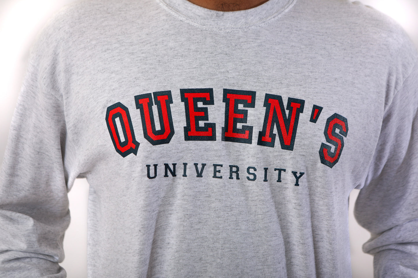 Queen's Print Longsleeve