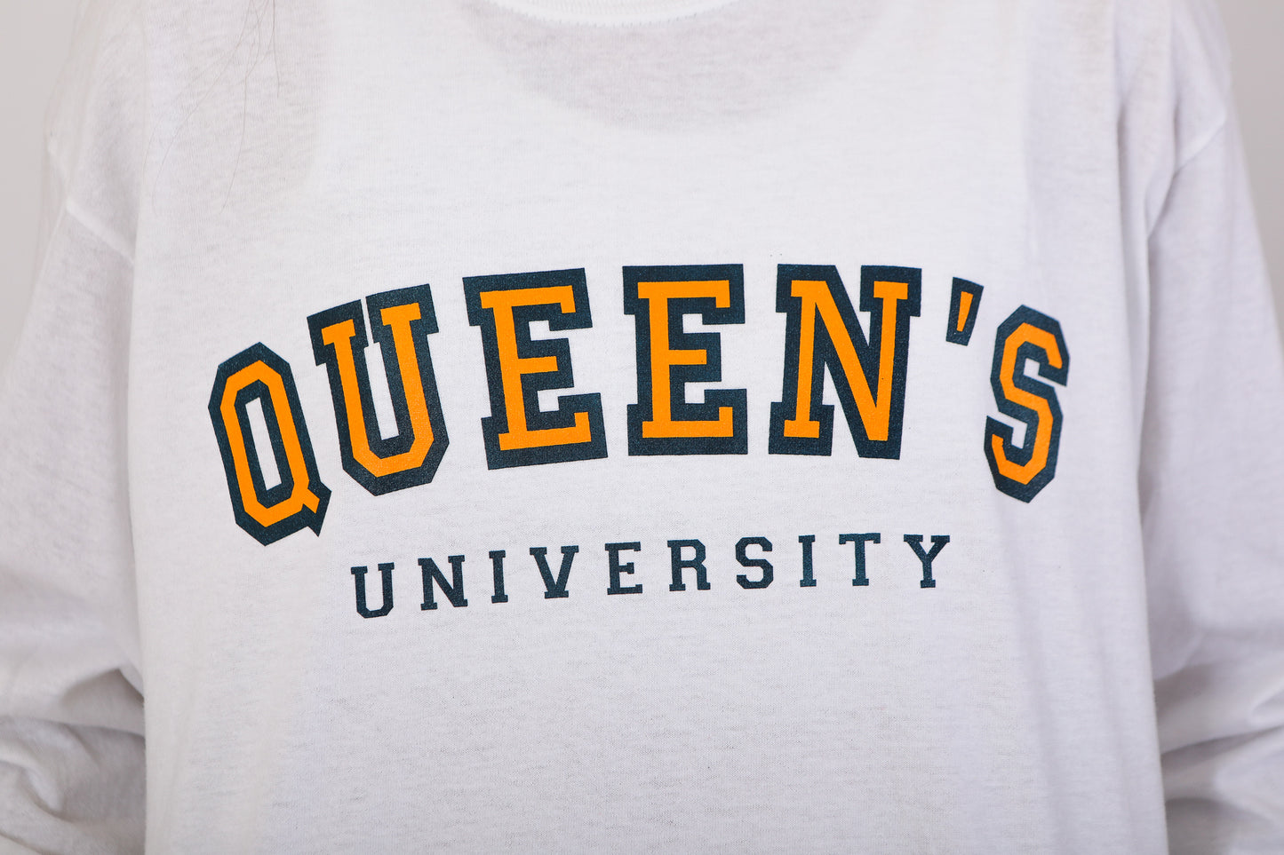 Queen's Print Longsleeve